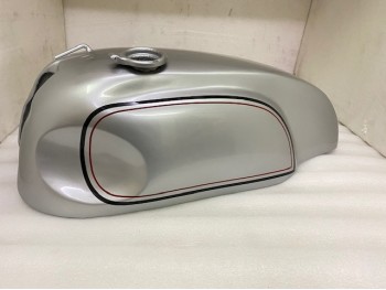 Fit For Norton Manx Triton Triumph Wideline Featherbed Silver Paint gas/petrol Tank