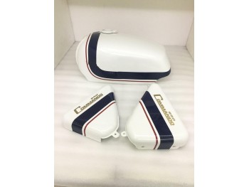 FIT FOR NORTON COMMANDO ROADSTER WHITE PAINTED PETROL TANK WITH 850 SIDE PANEL