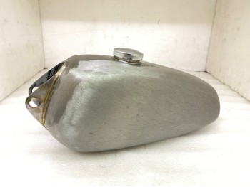 HUSQVARNA 1974 CR 250 WR 250 MAG NEW REPRO RAW MODEL TANK WITH CAP |Fit For