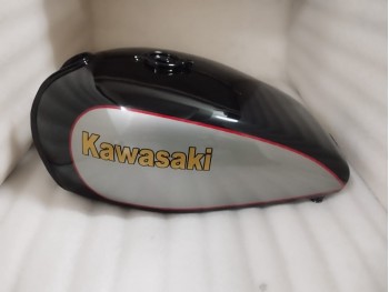 Fit For Kawasaki Z1- 900 Aluminium Black & Silver Petrol Tank 1972 - 1975