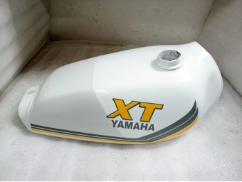 Fit For Yamaha XT 250 3Y3 4Y1 White Petrol tank 1980-1990