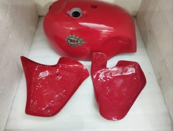 Fit For BSA A65 Spitfire 4 Gallon Red Painted Petrol Tank + Side Panel